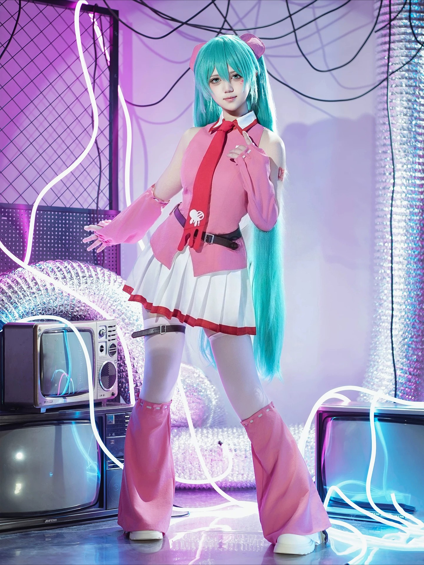 Miku Gloomy Bear Crossover lin - Anime Cosplay Girl Costume reseña y precio